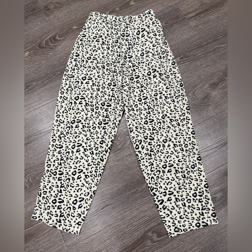 Leopard Print Barrel Pants size M